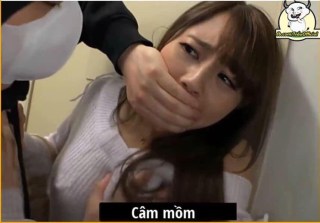 Cô gái Nhật Bản bị bịt mồm và bị quát câm mồm - Kho Ảnh Chế