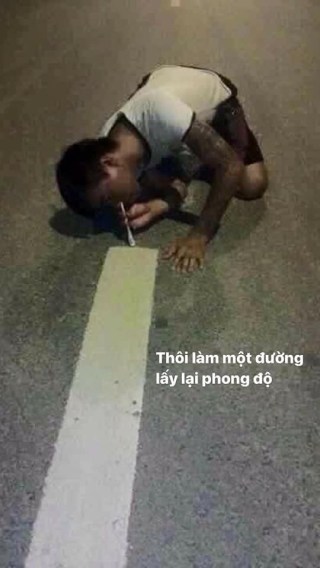 Thôi làm một đường lấy lại phong độ - hít vạch kẻ đường - Kho Ảnh Chế